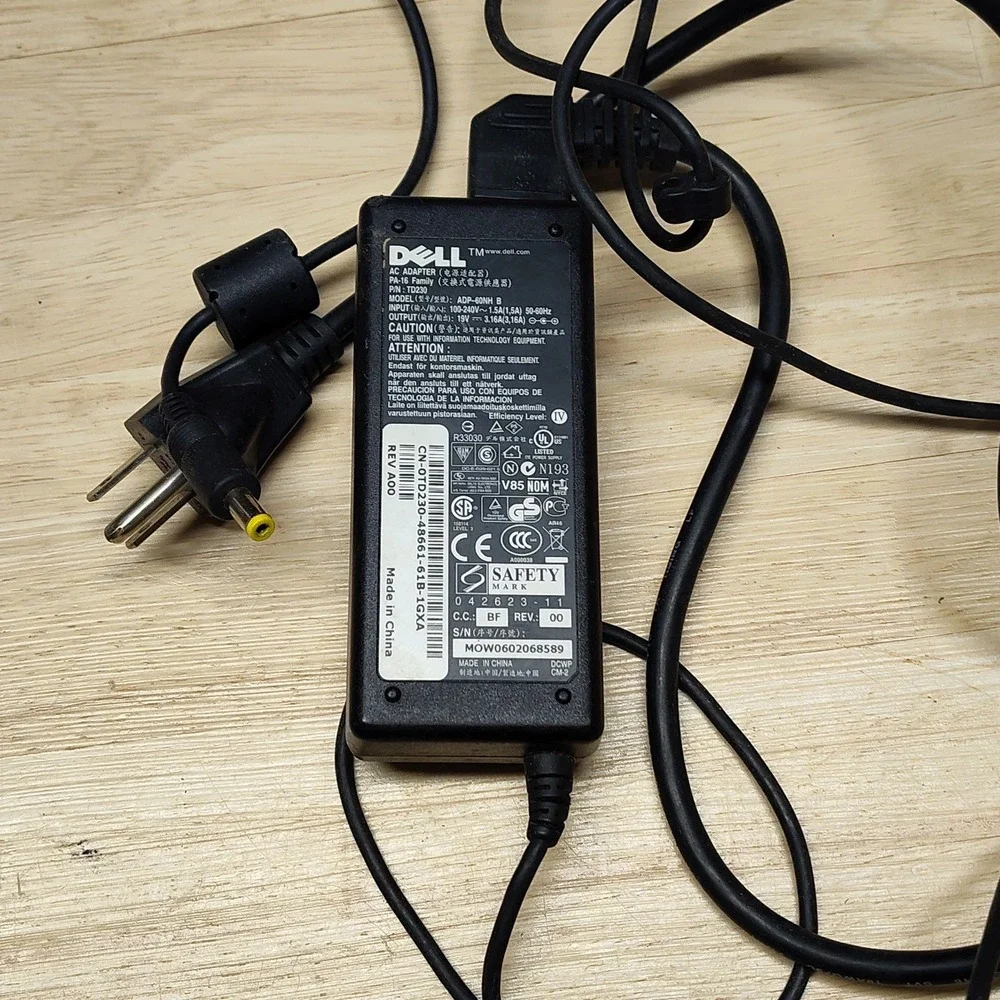 Dell AC Adapter, Model ADP-60NH B Tested and Working